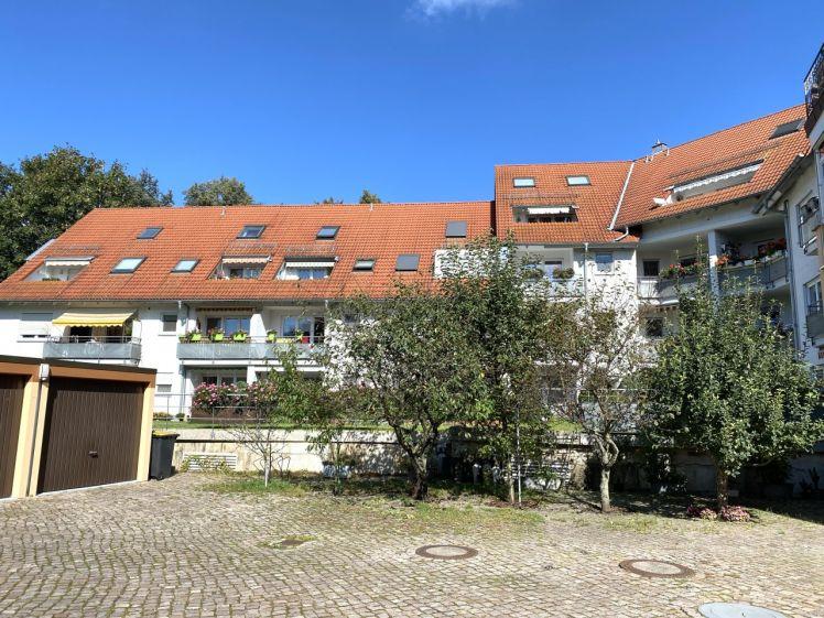 Großzügige 3,5-Zimmer-Maisonettewohnung mit Loggia, TG-Stpl. und 2 Stpl. in Zwickau! - Foto 1