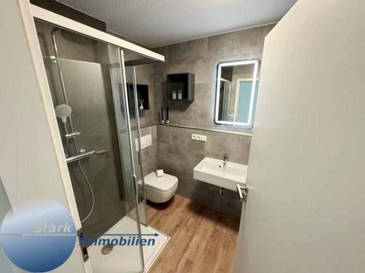 STARK! Top 2 Raum Wohnung mit Terrasse und EBK! - Foto 1