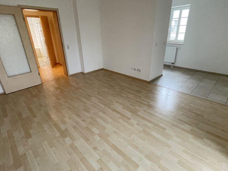 Wohnen am Heimgarten/ geräumige Küche + Balkon u.v.m. - Photo 1