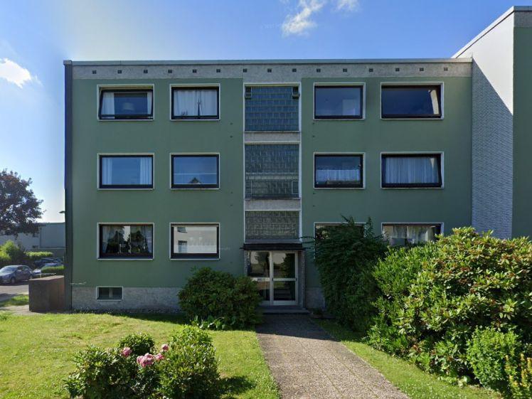 Schöne 2,5 Zimmer Wohnung in ruhiger Seitenstraße ! - Foto 1