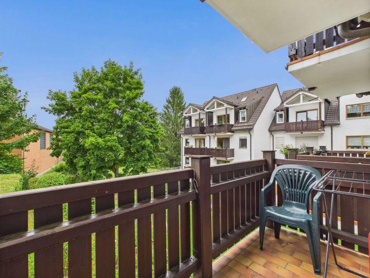 Modernisierte & ruhige 1-Raum-Wohnung mit Balkon in Lengenfeld - Photo 1