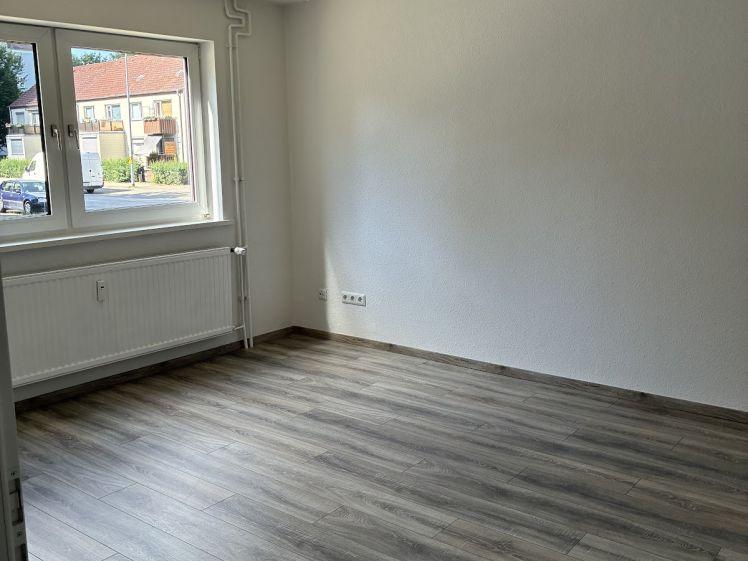 Hell. Bezugsfertig – 3 Zimmer im Herzen der Stadt - Photo 1