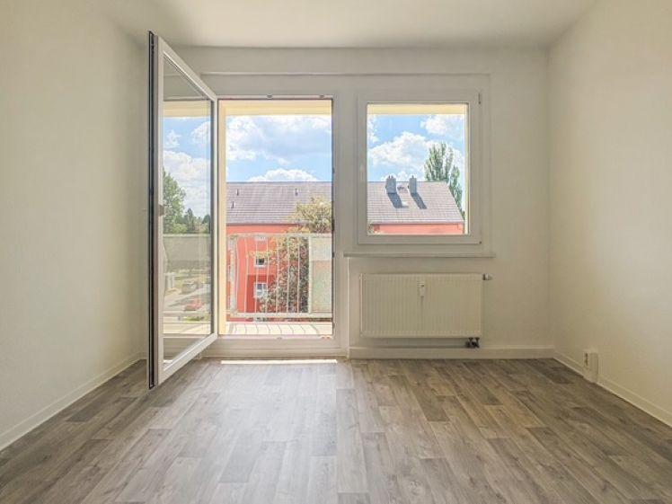 Raus aus dem Trubel: Helle Wohnung im grünen Wohnumfeld! - Photo 1