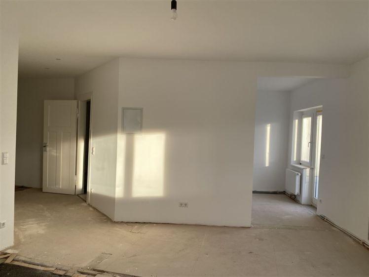 Markkleeberg* Zweitbezug nach Sanierung* helle 2 Zimmer-Wohnung* Balkon* Duschbad*EBK abkaufbar - Foto 1