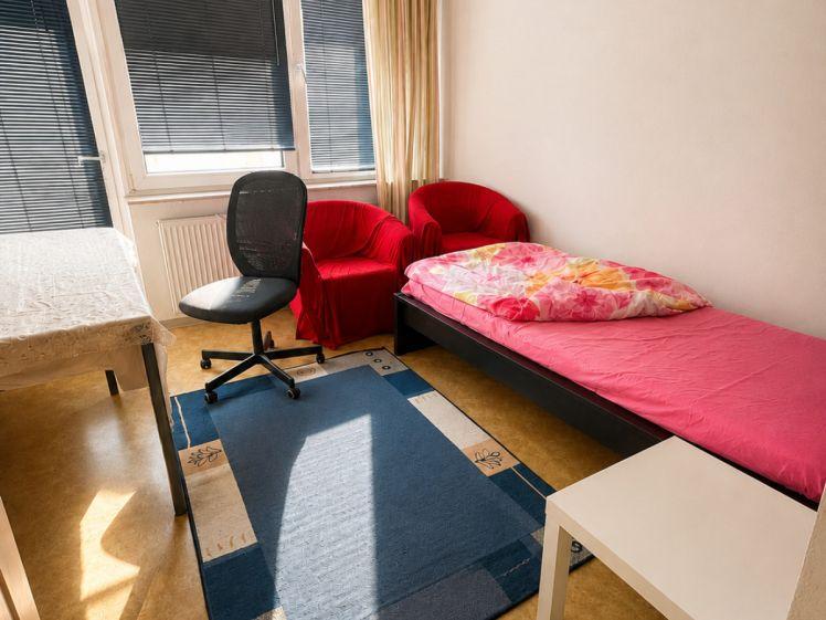 1Zimmer möbliertes Appartement, 20 qm mit Balkon, in Toplage in Kaiserslautern zu vermieten. - Photo 1