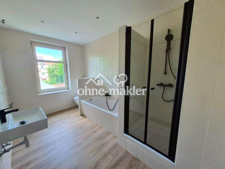 Helle, frisch renovierte 3-Raum Wohnung in attraktiver Lage von Zwenkau - Photo 1