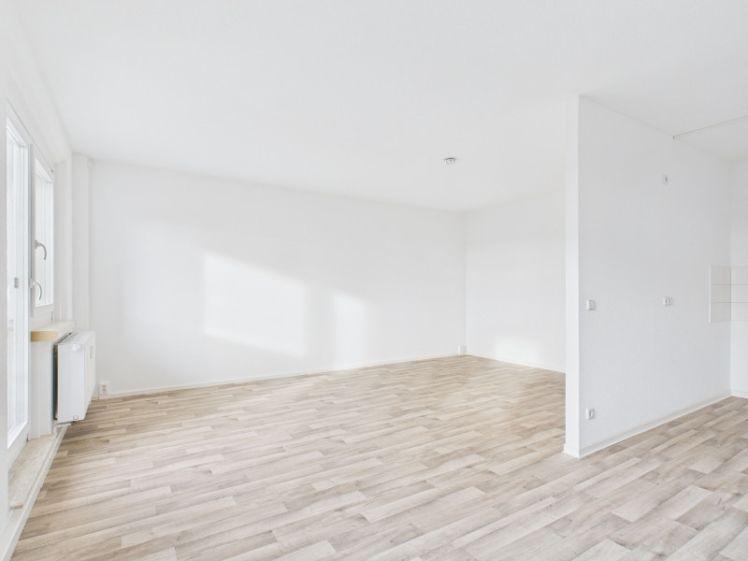 2-Raum-Wohnung mit Balkon auf dem südlichen Sonnenberg - Photo 1