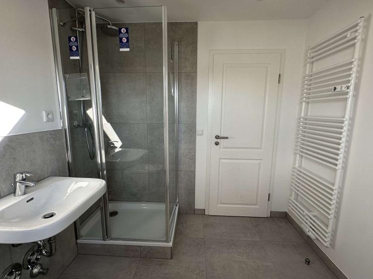 Eutritzsch - komplett neu sanierte & moderne Dachgeschoßwohnung mit Loggia in verkehrsgünstiger Lage - Photo 1