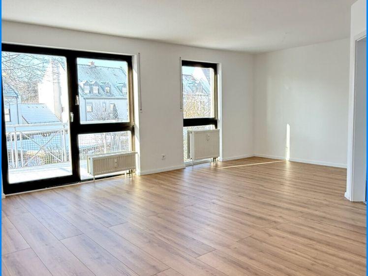 MAK Immobilien: Ruhiges Haus - Verkehrsgünstig - neu renoviert! - Foto 1