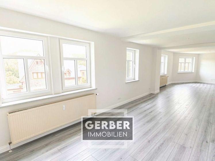 Erstbezug nach Sanierung: Große 4-Zi.-EG-Wohnung in Blankenstein - Foto 1