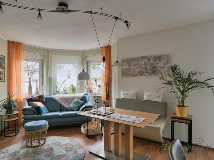 (EF0910_M) Zwickau: Wilkau-Haßlau, neu möbliertes 2-Zimmer-Apartment mit Balkon, sep. Eingang, WLAN und PKW-Stellplatz - Photo 1