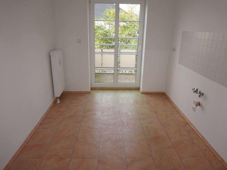 Wohnen am Heimgarten im 2. OG !!! Bad mit Fenster - Balkon ! - Foto 1