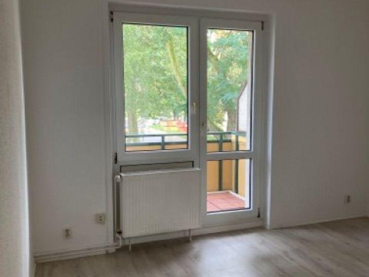 Zweiraumwohnung im ersten Obergeschoss mit Balkon - Photo 1