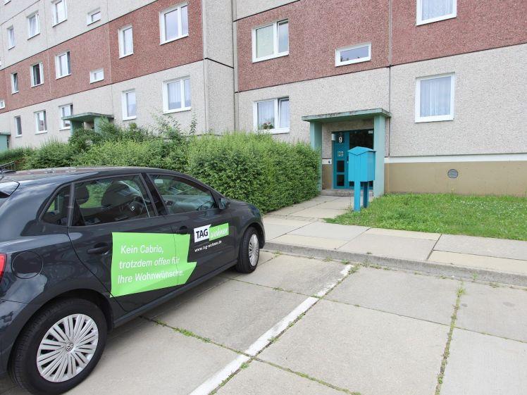 Geräumige Wohnung mit Balkon im Erdgeschoss! - Foto 1