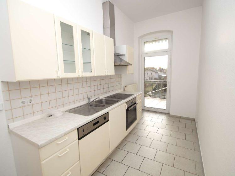 2-Zimmer-Wohnung mit BALKON und Einbauküche - Foto 1