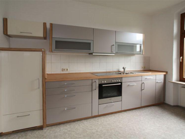 Tolle Einbauküche...ideal für WG´s...großes Bad mit Fenster...Laminat - Foto 1