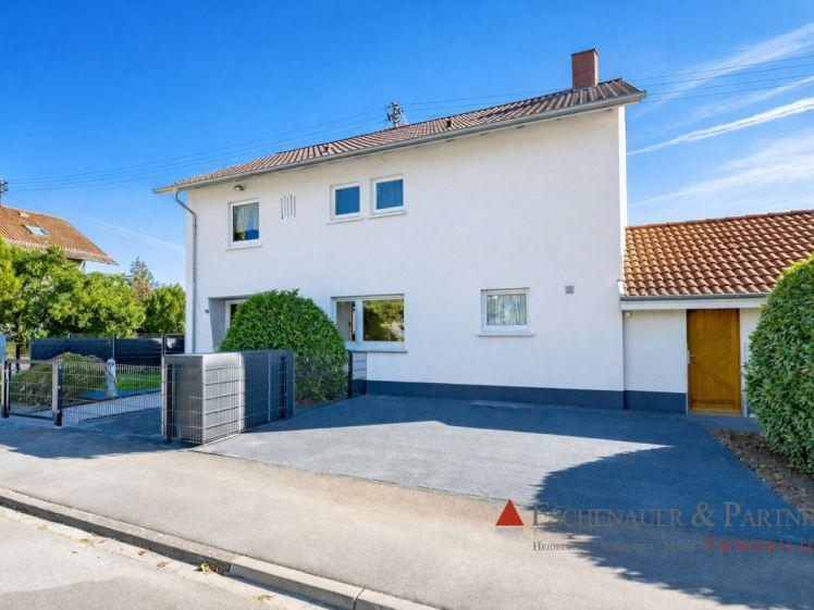 EIN HAUS ZUM WOHLFÜHLEN - Modernisiertes Einfamilienhaus mit kleinem Garten in Wiesloch - Photo 1