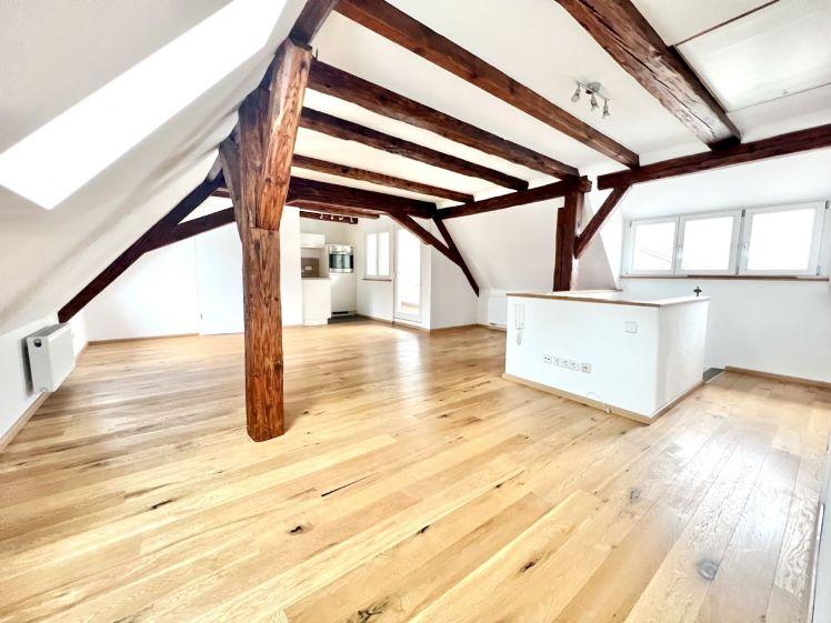 Exklusive und verspielte 5,5 Zimmer Maisonettewohnung im Herzen von Gengenbach - Photo 1