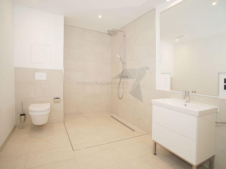 + Angebot + rollstuhlgerechte 2-Raum-Whg. mit Einbauküche, Südterrasse und TG-Stellplatz - Photo 1
