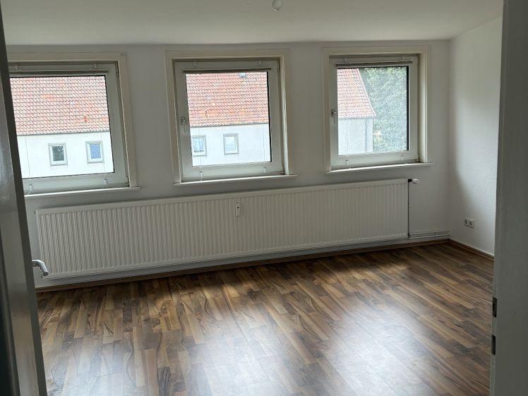 Perfekter Einstieg: Gemütliches Dachgeschoss - Photo 1
