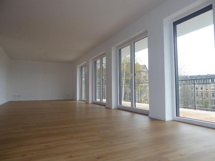 Neubau unterhalb vom Bärenstein... helle, sonnige 4 Zimmer Wohnung mit großem Balkon in einer Liegenschaft mit nur 2 Wohnungen - Foto 1