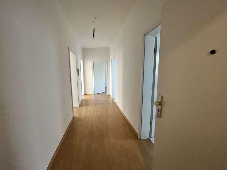 ***Helle 3-Zimmer-Wohnung mit Aufzug – ideal für Paare oder kleine Familien*** - Foto 1