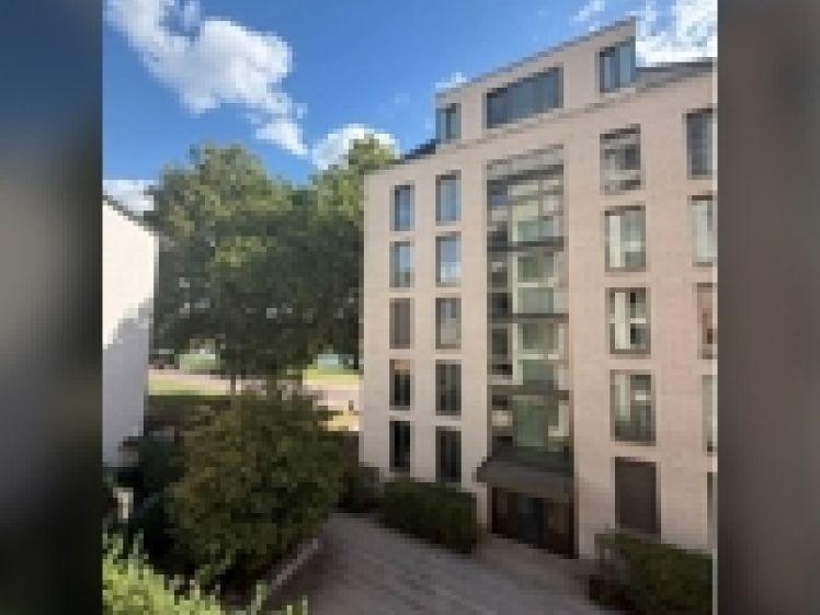 10634-* Moderne 2 Zimmer Mietwohnung mitten in FFM City - Foto 1
