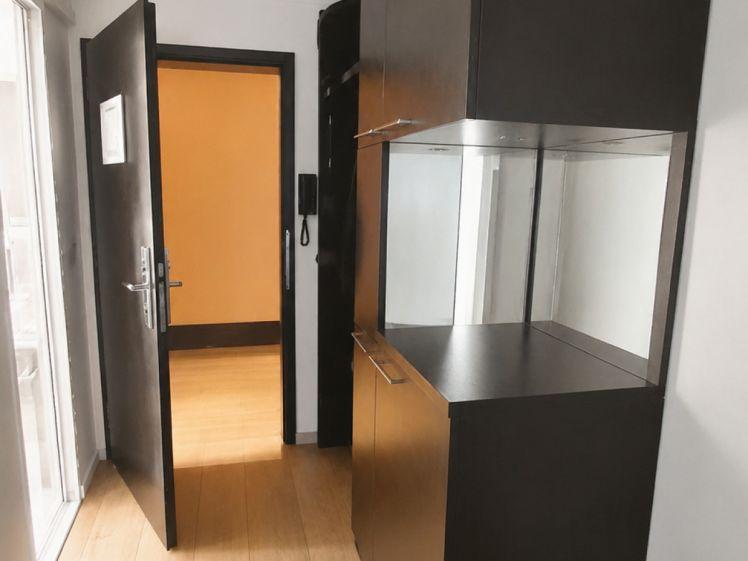 Hotel-Atmosphäre: vollausgestattetes möbliertes ehemaliges Hotelzimmer in Karlsruhe zu vermieten. - Photo 1