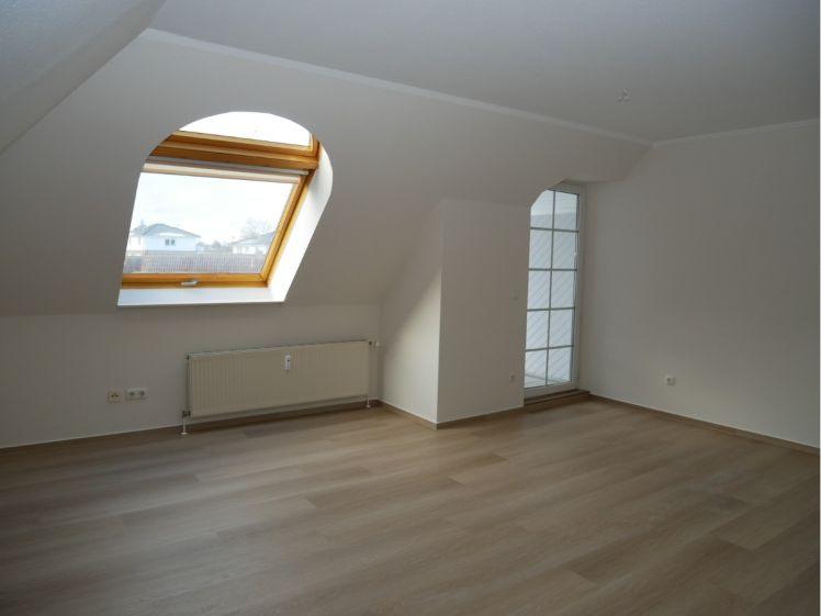 ERSTBEZUG!!! Helle und neuwertige Maisonette-Wohnung in 23743 Grömitz zu vermieten - Photo 1