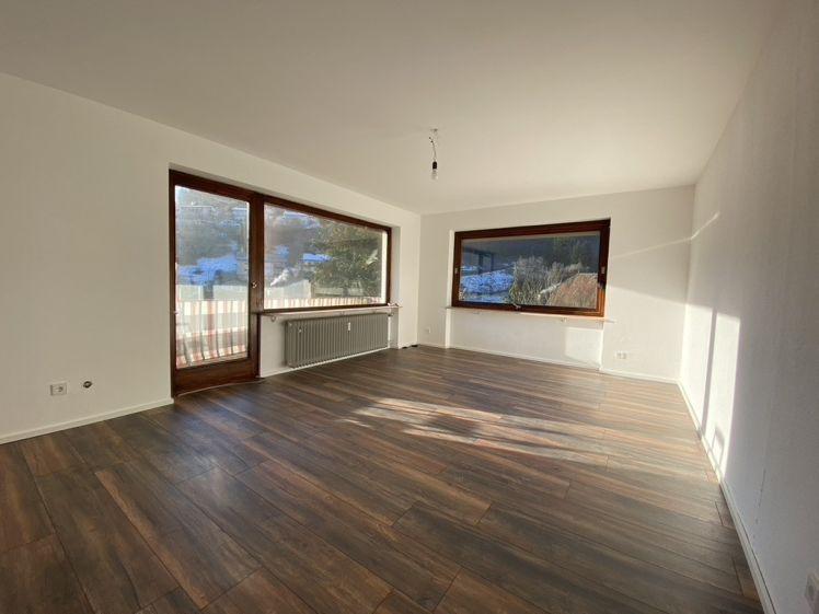 Ruhige Renovierte 2 Zimmer Wohnung - Foto 1