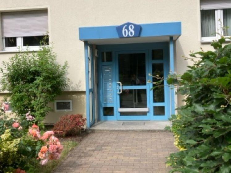 Citylife & Chill: 3-Zimmer-Wohnung mit Balkon zum Durchatmen - Photo 1