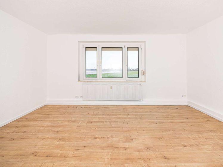 DIE 1. KALTMIETE FREI | Modern Wohnen in ruhiger Lage! - Photo 1
