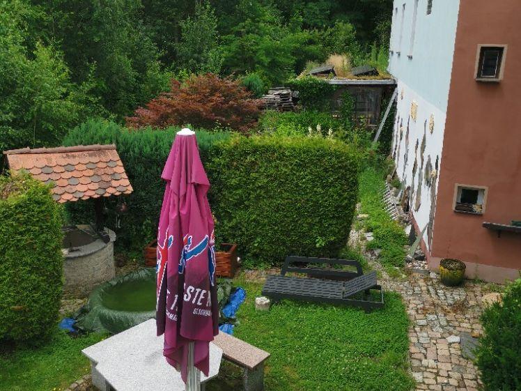 Sehr schöne 2-Raum-DG-Wohnung in zentraler Lage von Glauchau - Photo 1