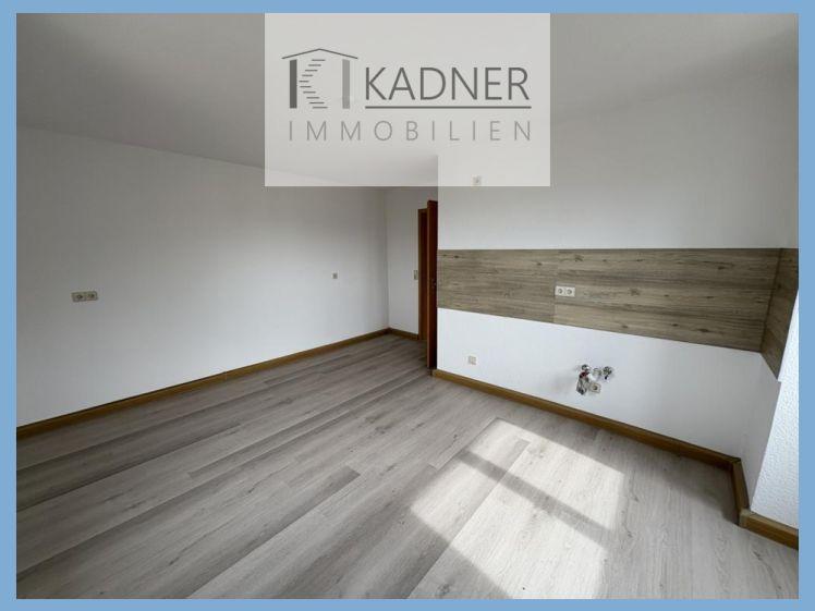 Lieblingsplatz? Großzügige 2-Zi-DG-WE mit Blick auf den Bärenstein - Photo 1