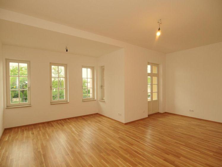 :-) +NÄHE BMW/PORSCHE/DHL/MESSE.. EDLE 2-ZIMMER-WOHNUNG MIT EBK!+HOCHWERTIGE AUSSTATTUNG+GEPFLEGTES MFH+ - Photo 1