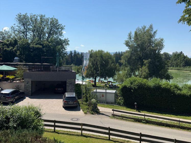 Frisch renovierte 3-Zimmer Wohnung am See - Photo 1