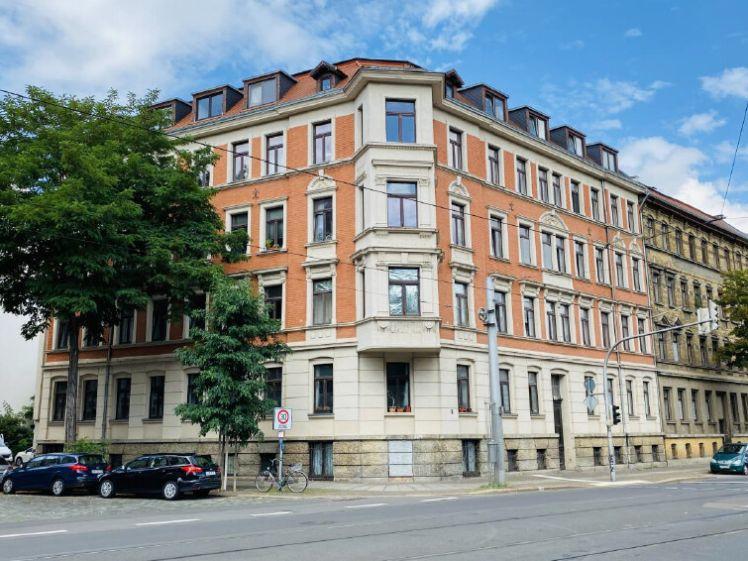Wohnen mit viel Platz und Altbaucharme - 4 Raum Wohnung in Leipzig - Photo 1