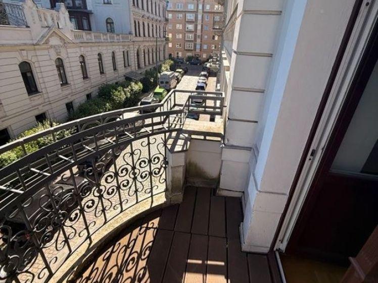 II 2- Raum Wohnung mit EBK und zwei Balkonen * frei ab sofort II - Foto 1