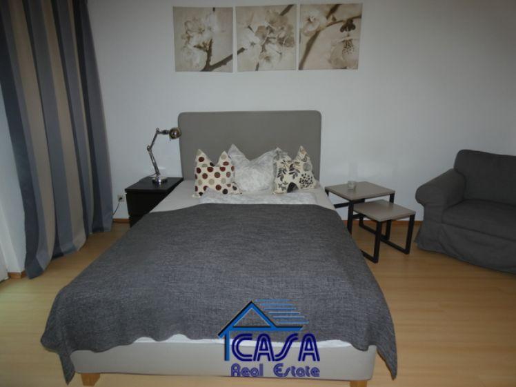 FUSSLÄUFIG ZUR SCHWEIZER STRASSE: modern eingerichtetes Apartment nahe der Schweizer Strasse - Foto 1