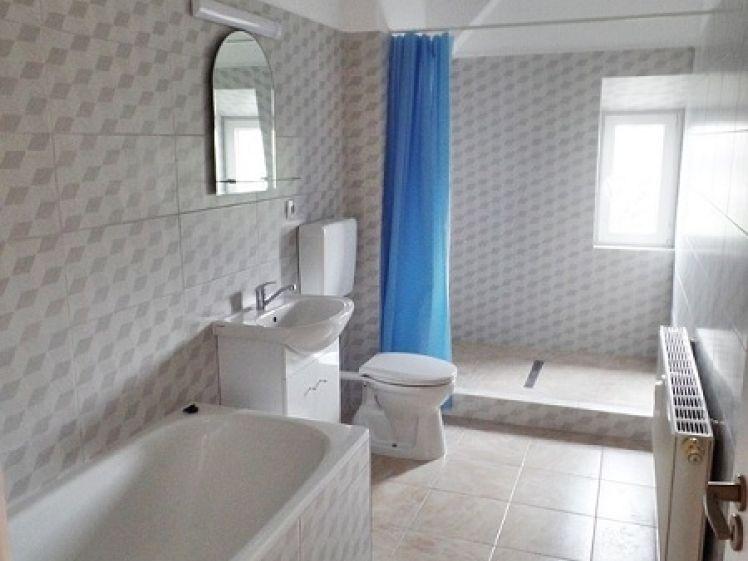 2 1/2- Raum Dachgeschoß-Wohnung - Photo 1