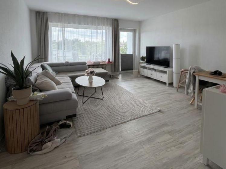 Aufzug, Kellerraum, Balkon, Vollbad, Einbauküche, Garage möglich - Foto 1