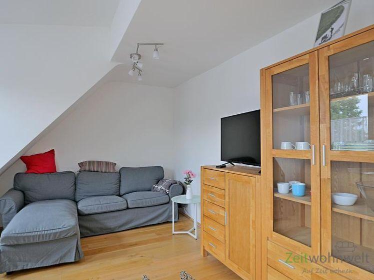 (EF0807_M) Kassel-Landkreis: Vellmar, preiswertes möbliertes Apartment mit Dachbalkon, WLAN und eigener Waschmaschine - Photo 1