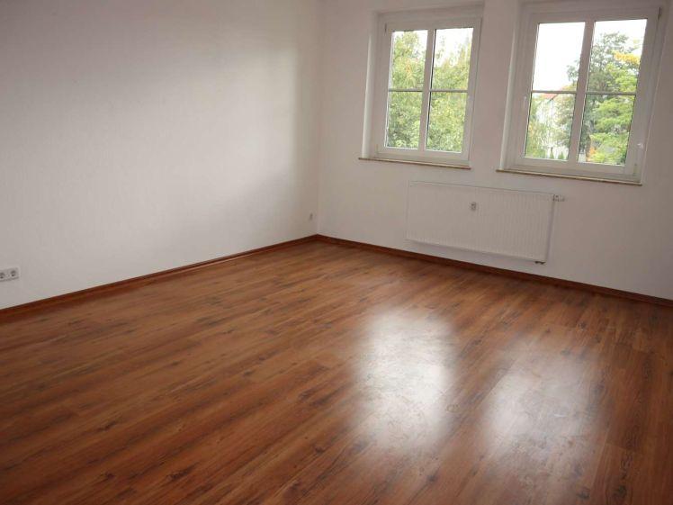 Frei ab 1.12.26 !!! 1. OG zzgl. EBK ! / TOP Whg. / wg-gerecht ..Bad mit Fenster u.v.m. - Foto 1