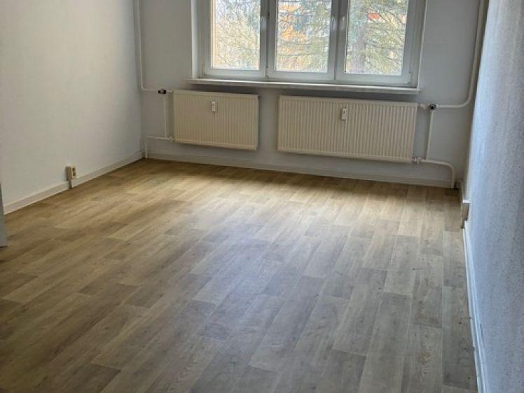 Familienfreundlicher 4-Zimmer-Raumgewinn mit offener Küche und Spielplatz im Innenhof - Foto 1
