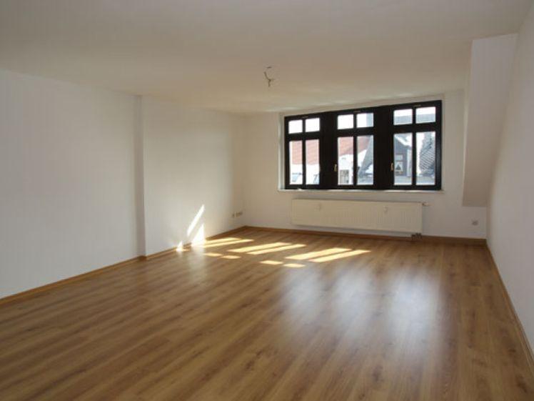 Gemütliche DG-Wohnung mit Tageslichtbad... - Photo 1