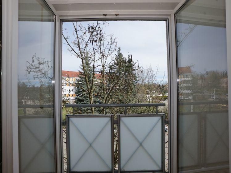 Tolle 3-Raum-Wohnung mit Balkon und Aufzug in Marienthal - Photo 1