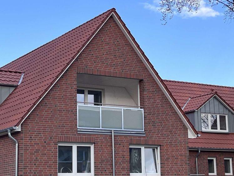 Attraktive Neubauwohnung mit offener Küche, Loggia & Ankleide - Photo 1