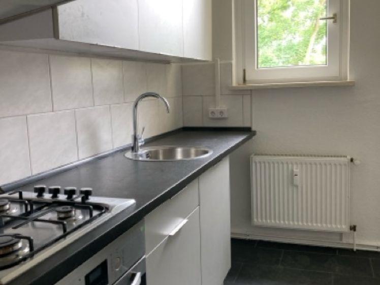Die Küche steht schon mal! - Foto 1