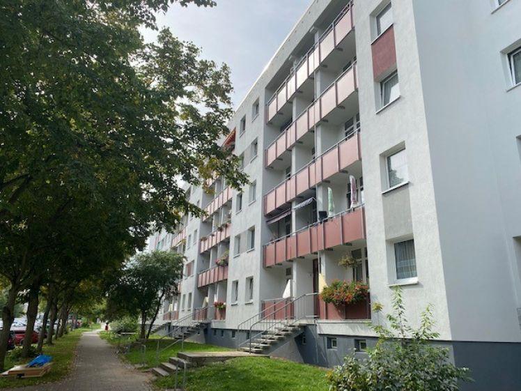 Schöne 3 Zimmer Wohnung mit Balkon! - Photo 1