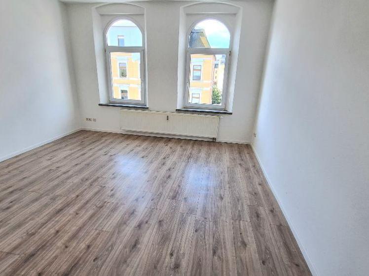 Neu sanierte 4-Raum-Whg. mit Balkon - Foto 1